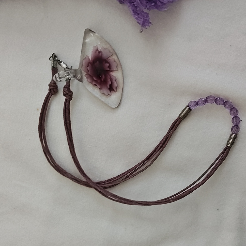 Pashmina Lavender Silk Blend Scarf And Lavender Flower Necklace - Picture 3 of 3